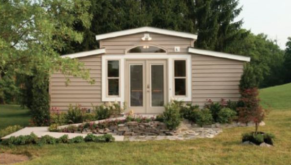 “Granny Pods” Allow Elderly Family Members to Live in a High-Tech Backyard Cottage