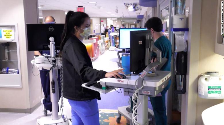 Arkansas hospital exec says health care workers are walking off the job amid spike in COVID-19 cases